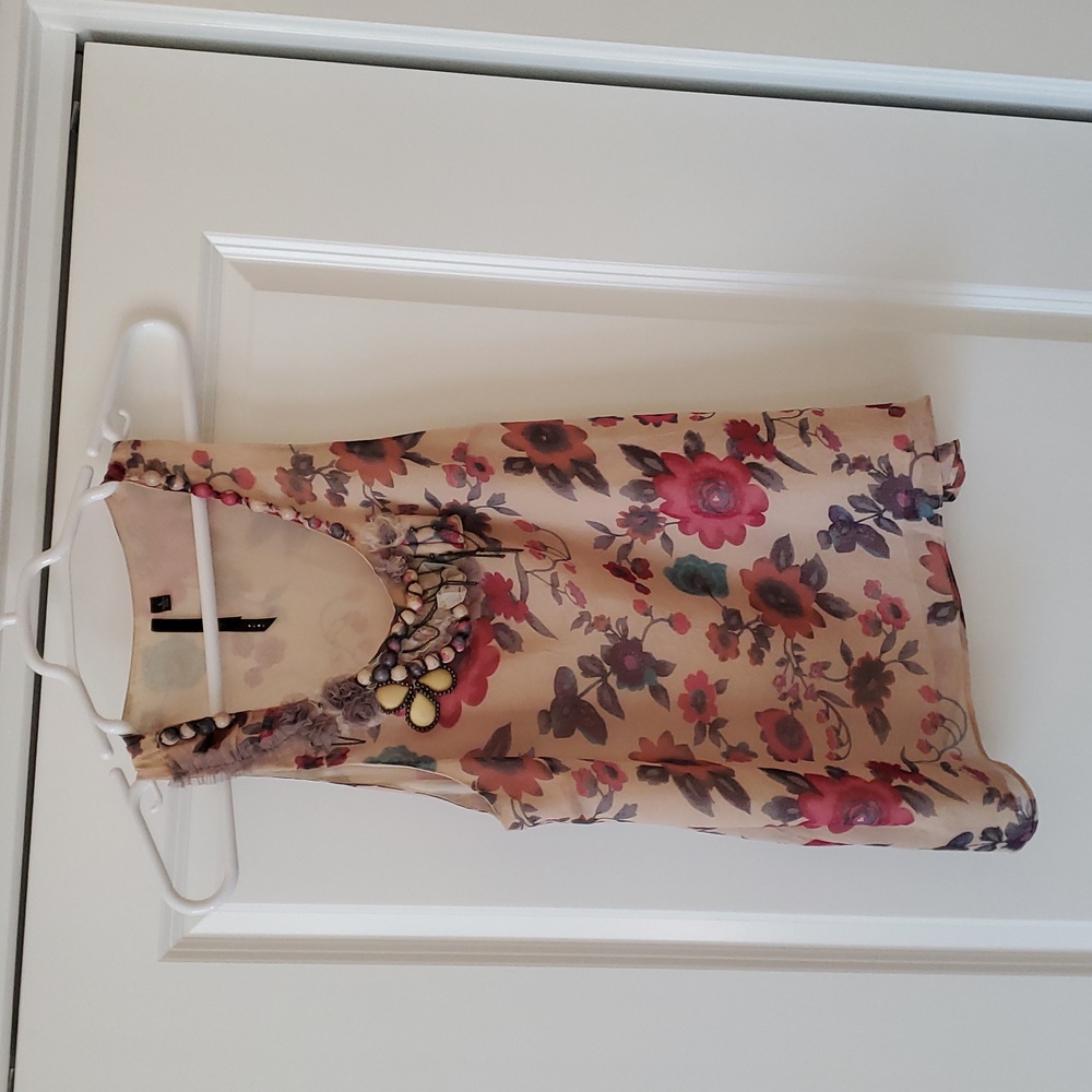 Bellatrix Floral Sleeveless Top beaded L